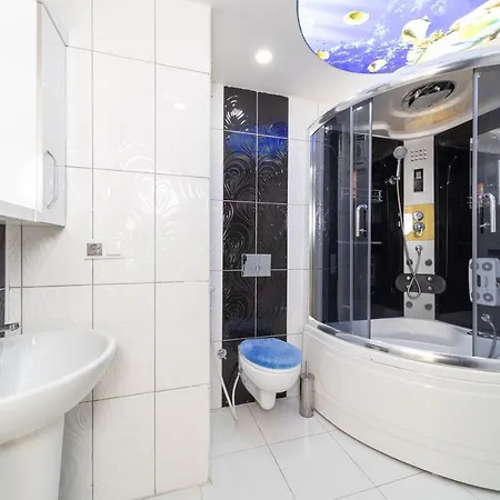 Spacious Apartment With Sea View In Alanya *